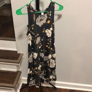 ✨3/$10✨ - Floral Dress